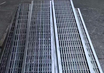 市政排水系統(tǒng)如何選擇線(xiàn)性排水溝